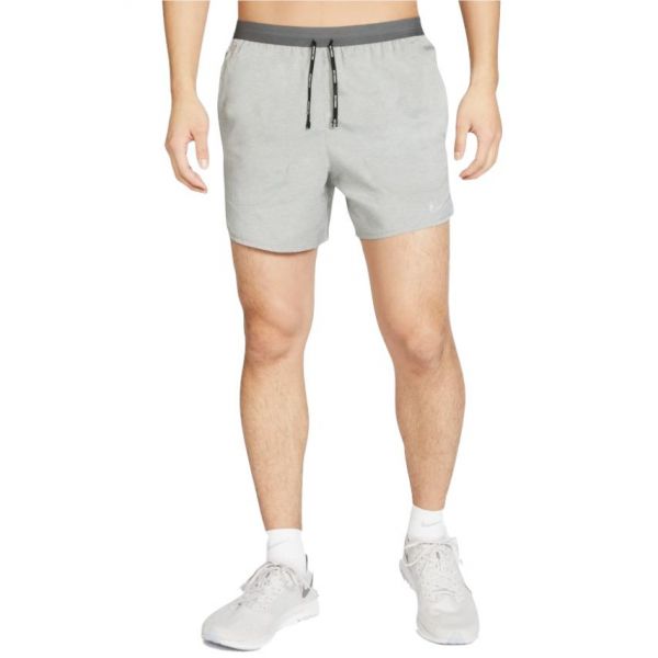 Nike-FLEX STRIDE 5IN
